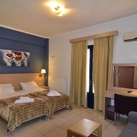 Hotel Iridanos Antikyra Exterior foto