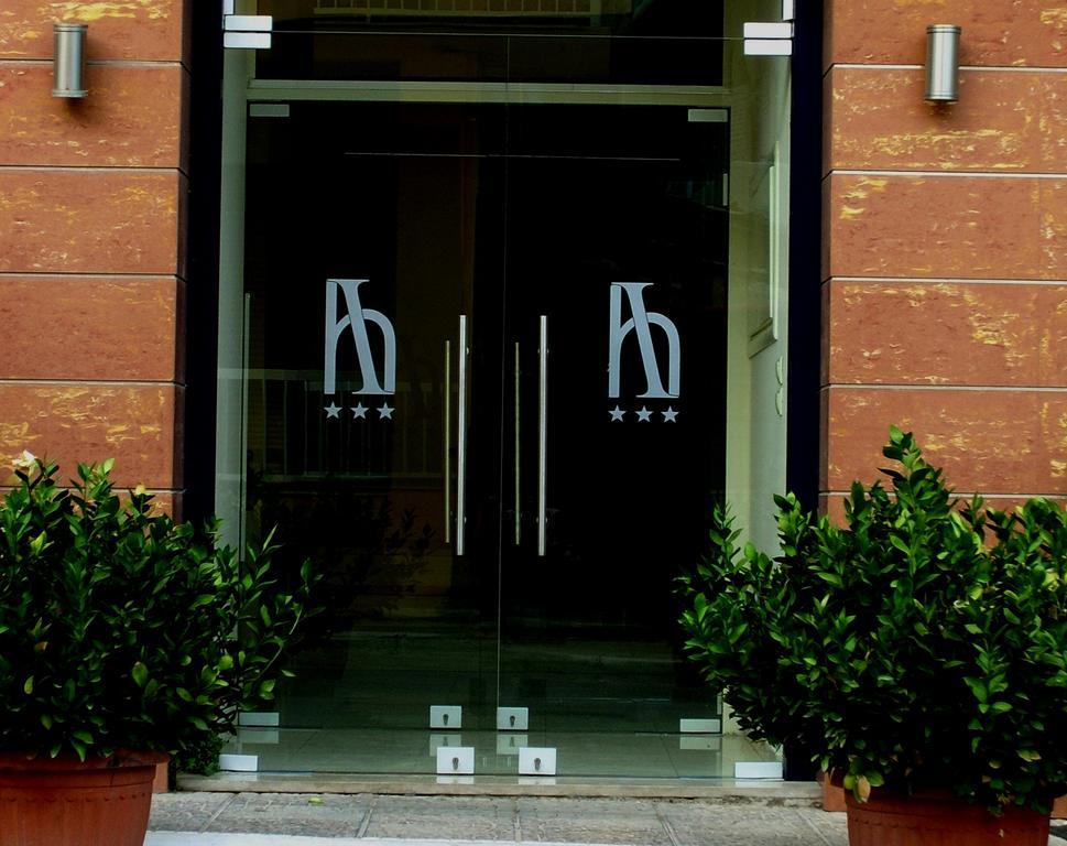 Hotel Iridanos Antikyra Exterior foto