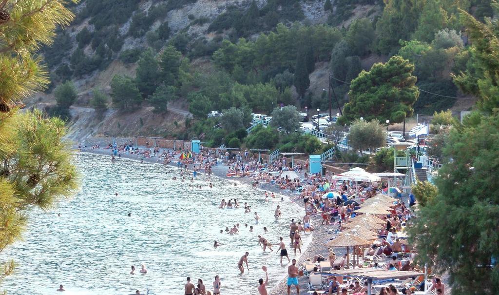 Hotel Iridanos Antikyra Exterior foto