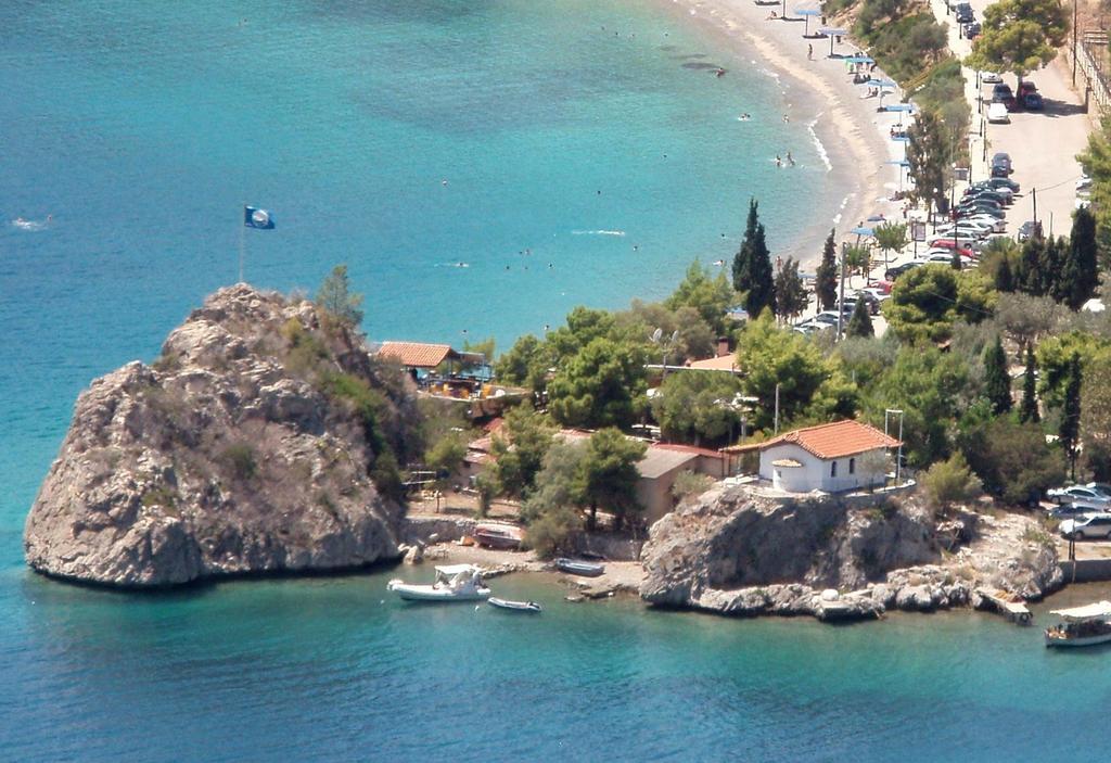 Hotel Iridanos Antikyra Exterior foto