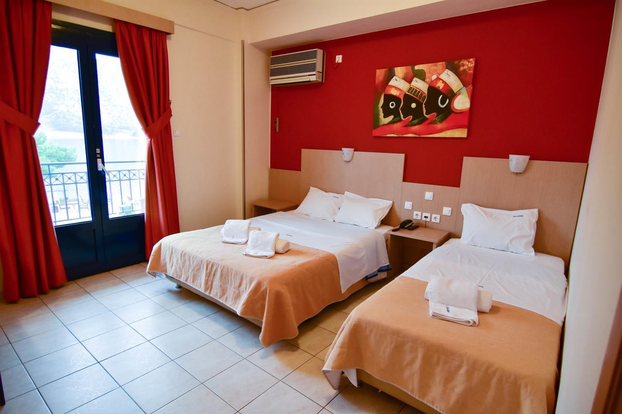 Hotel Iridanos Antikyra Exterior foto