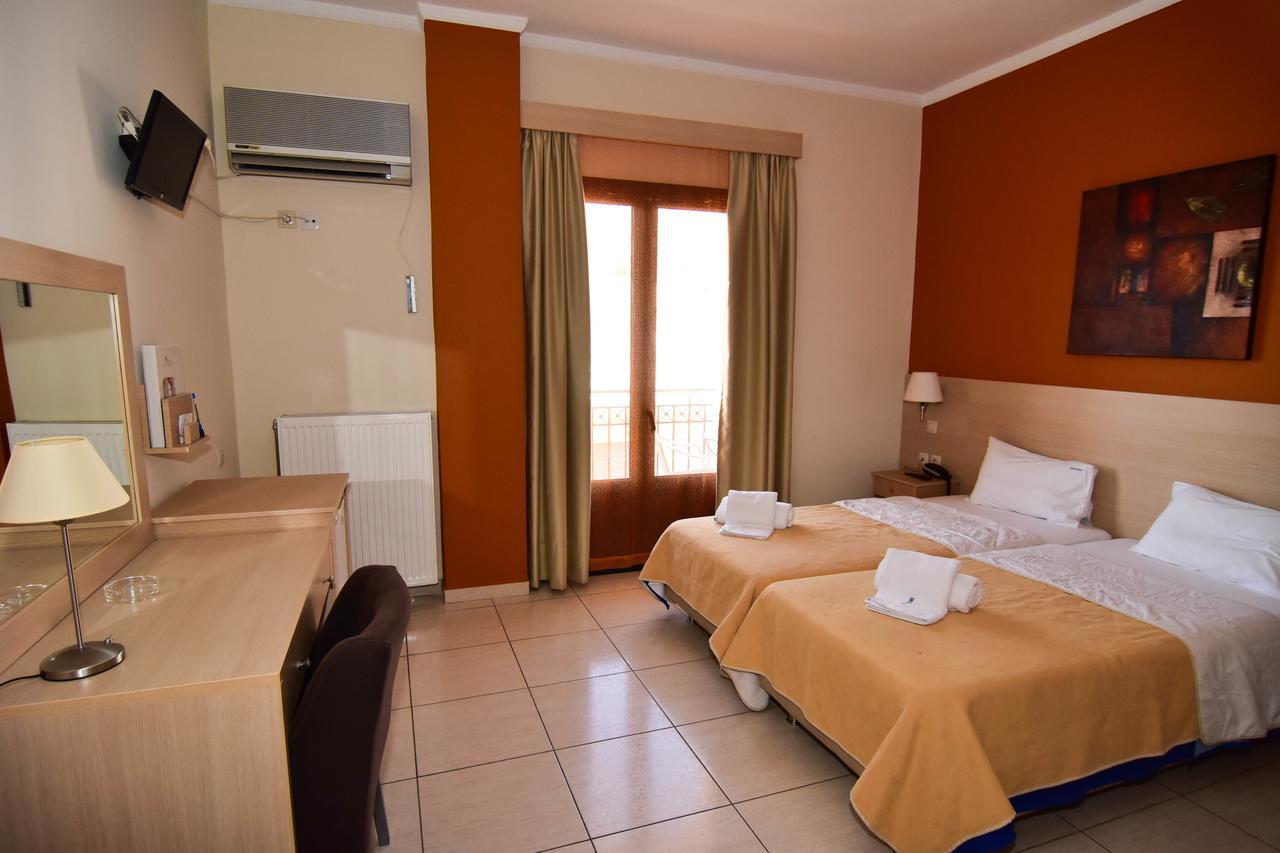Hotel Iridanos Antikyra Exterior foto